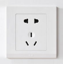 二三極插座與墻壁開(kāi)關(guān)插座 價(jià)格、型號(hào)規(guī)格及門(mén)簾安裝注意事項(xiàng)